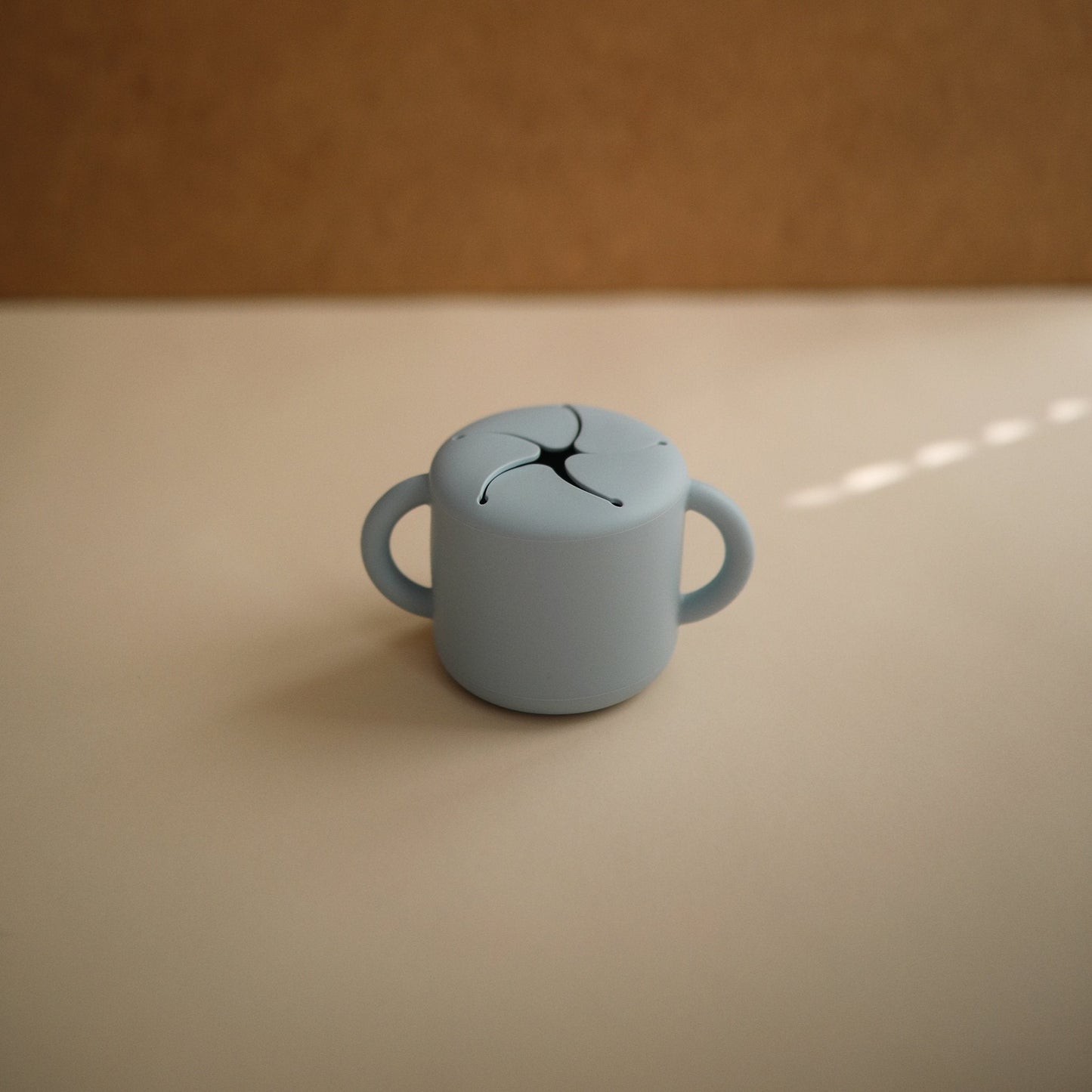 Mushie Silicone Snack Cup – Spill-Proof
