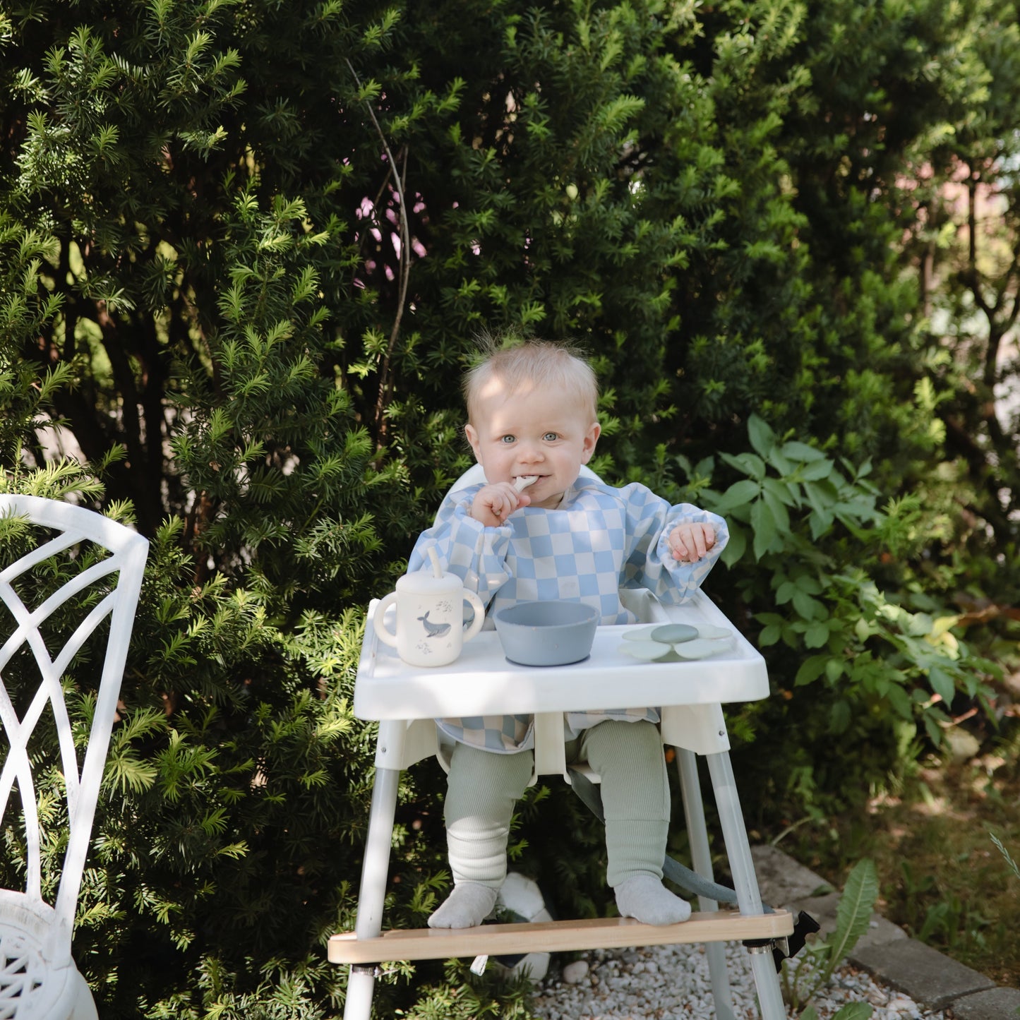Mushie Long Sleeve Bib – Water Resistant