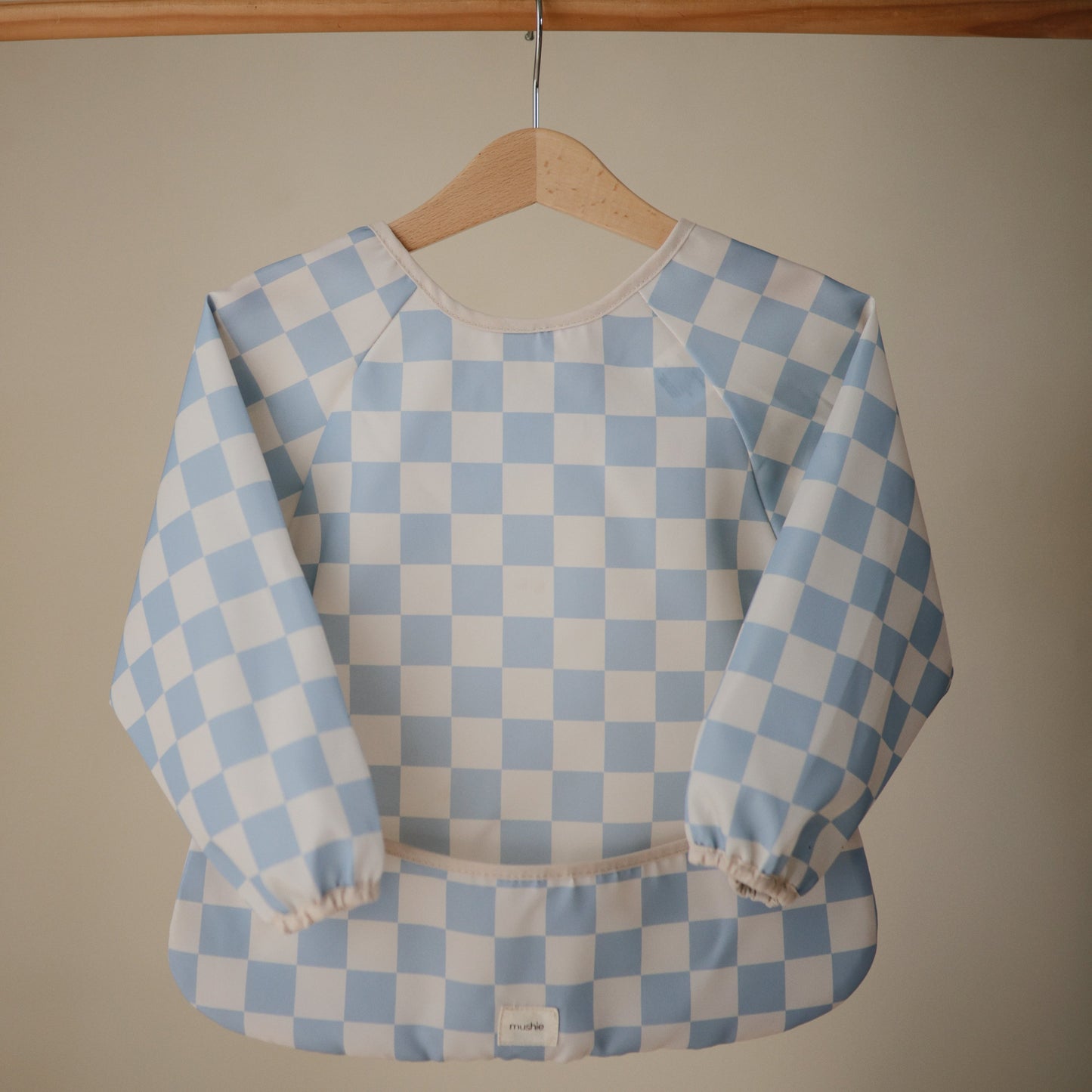 Mushie Long Sleeve Bib – Water Resistant