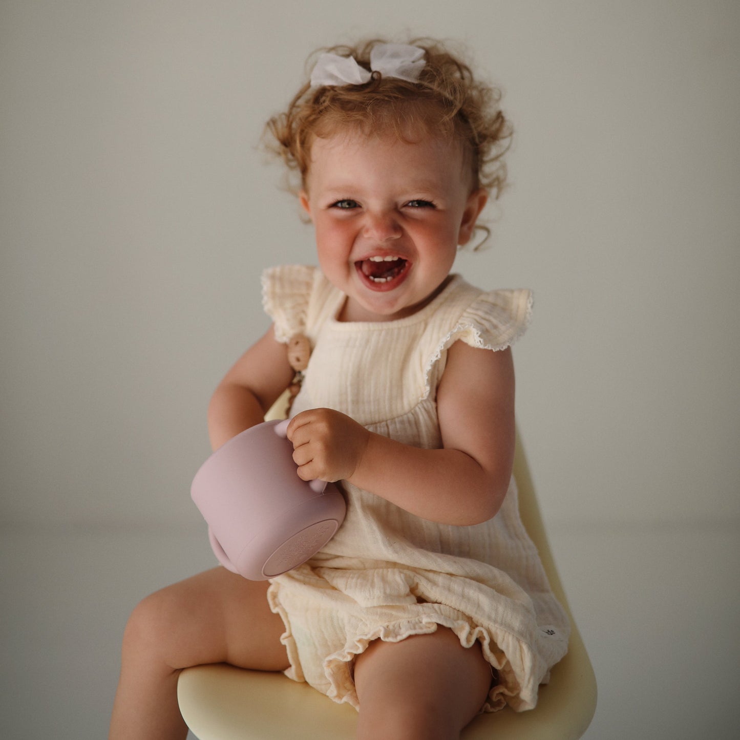 Mushie Silicone Snack Cup – Spill-Proof