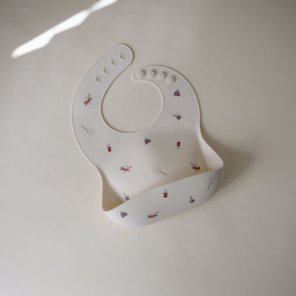 Mushie Silicone Baby Bib – Adjustable Catch-All