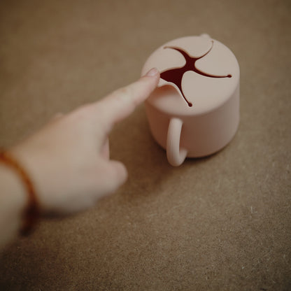 Mushie Silicone Snack Cup – Spill-Proof