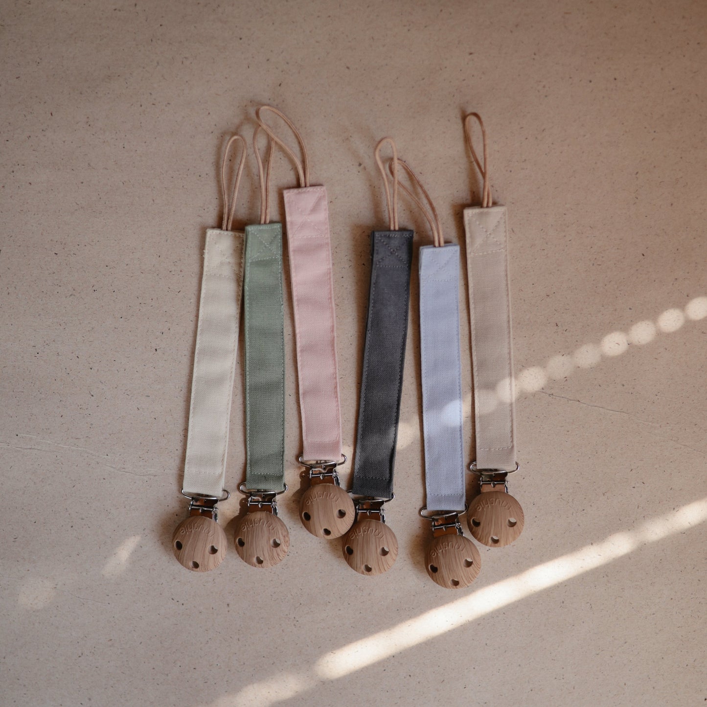 Mushie Linen Pacifier Clip 2-Pack – Water Resistant