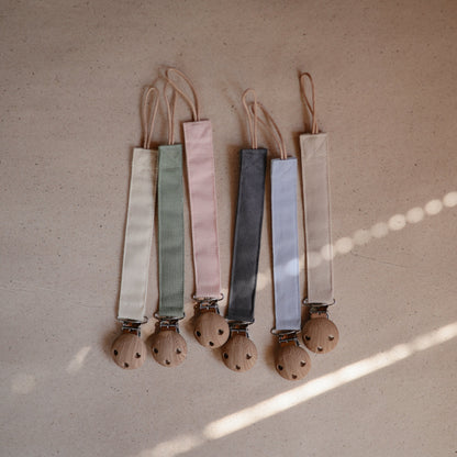 Mushie Linen Pacifier Clip 2-Pack – Water Resistant