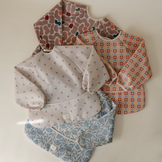 Mushie Long Sleeve Bib – Water Resistant