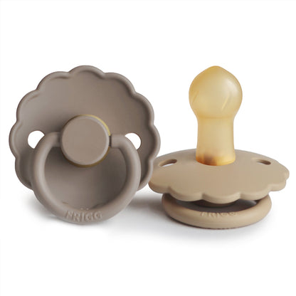 Mushie FRIGG Daisy Pacifier 2-Pack – Natural Rubber