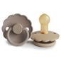 Mushie FRIGG Daisy Pacifier 2-Pack – Natural Rubber