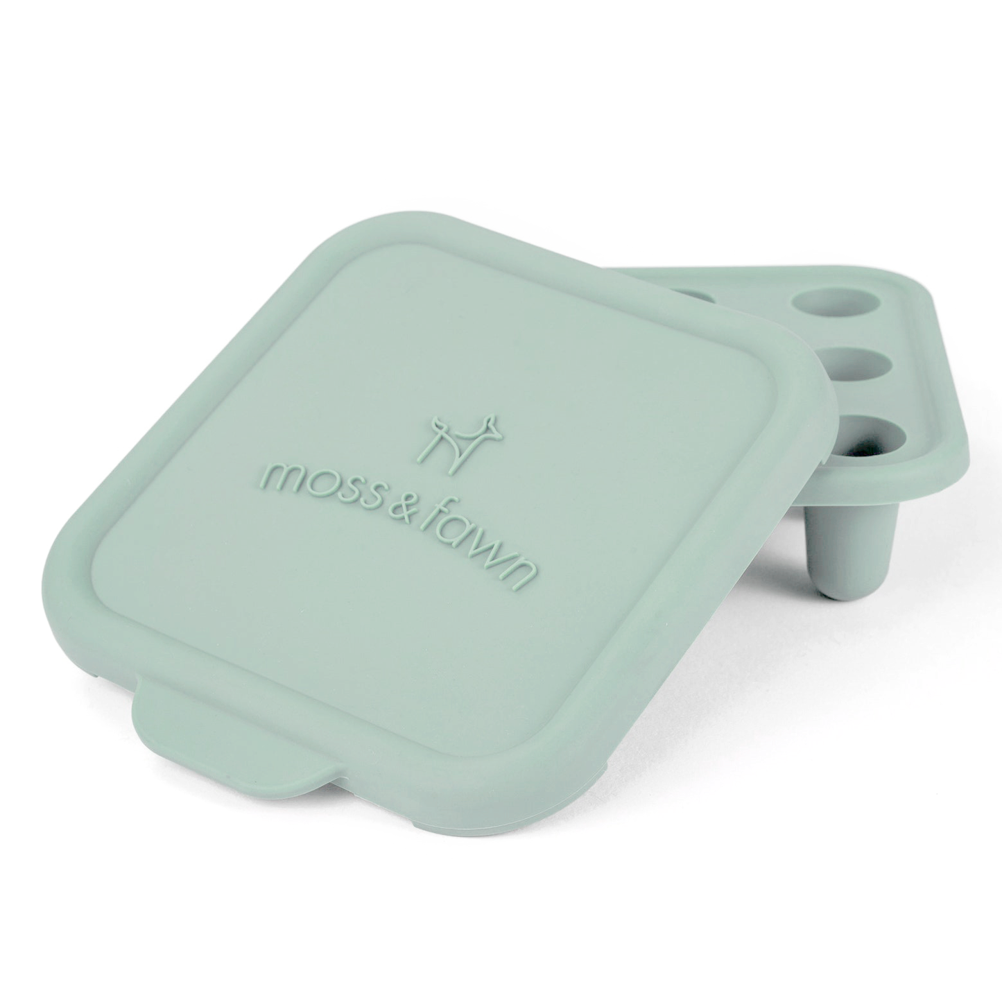 Mint green silicone lid with 'moss & fawn' branding on a white background