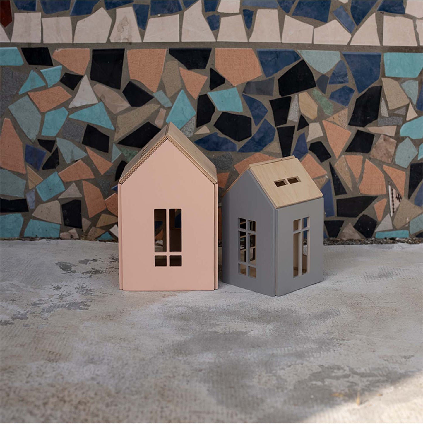 Pink Magnetic Dollhouse - Large