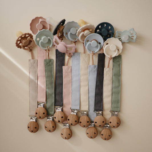 Mushie Linen Pacifier Clip 2-Pack – Water Resistant