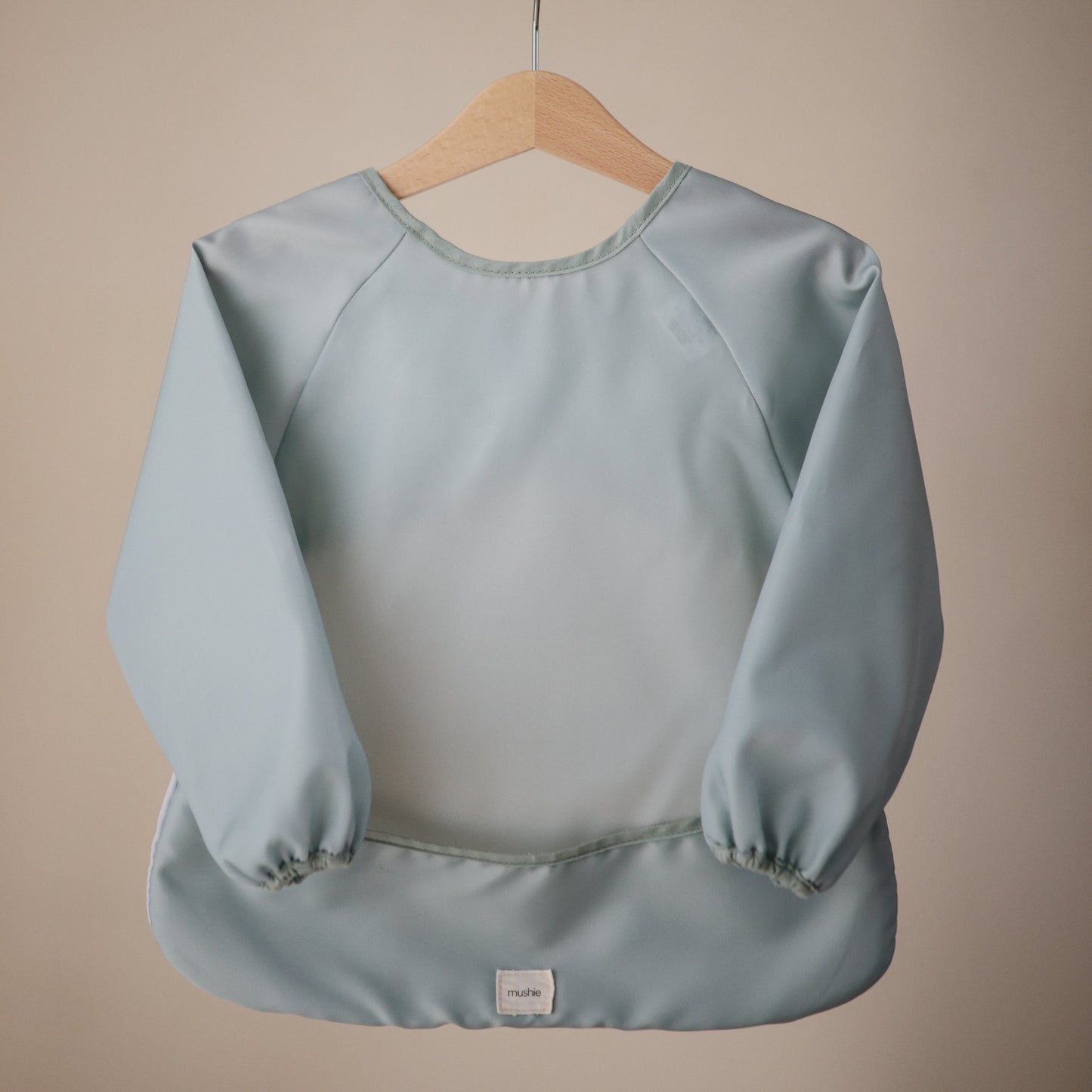 Mushie Long Sleeve Bib – Water Resistant