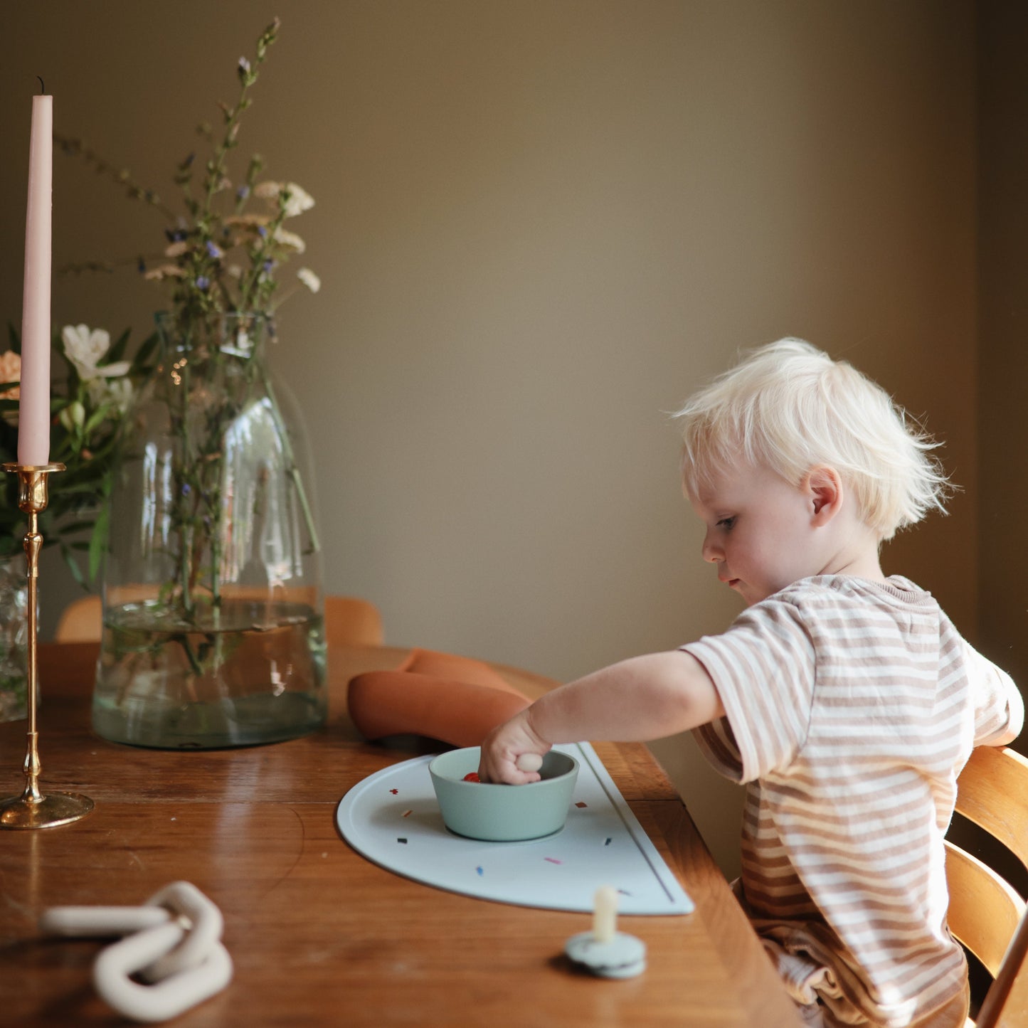 Mushie Silicone Placemat – Easy Clean