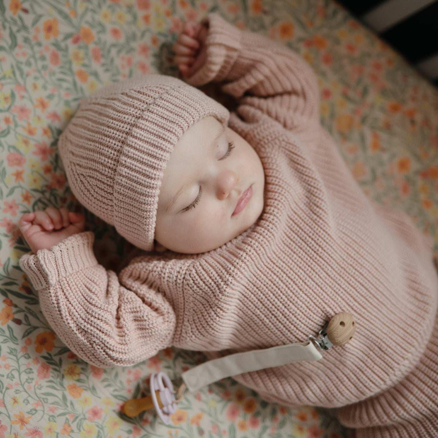 Mushie Linen Pacifier Clip 2-Pack – Water Resistant