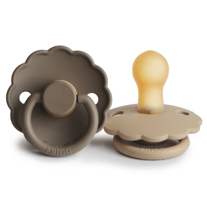 Mushie FRIGG Daisy Pacifier 2-Pack – Natural Rubber