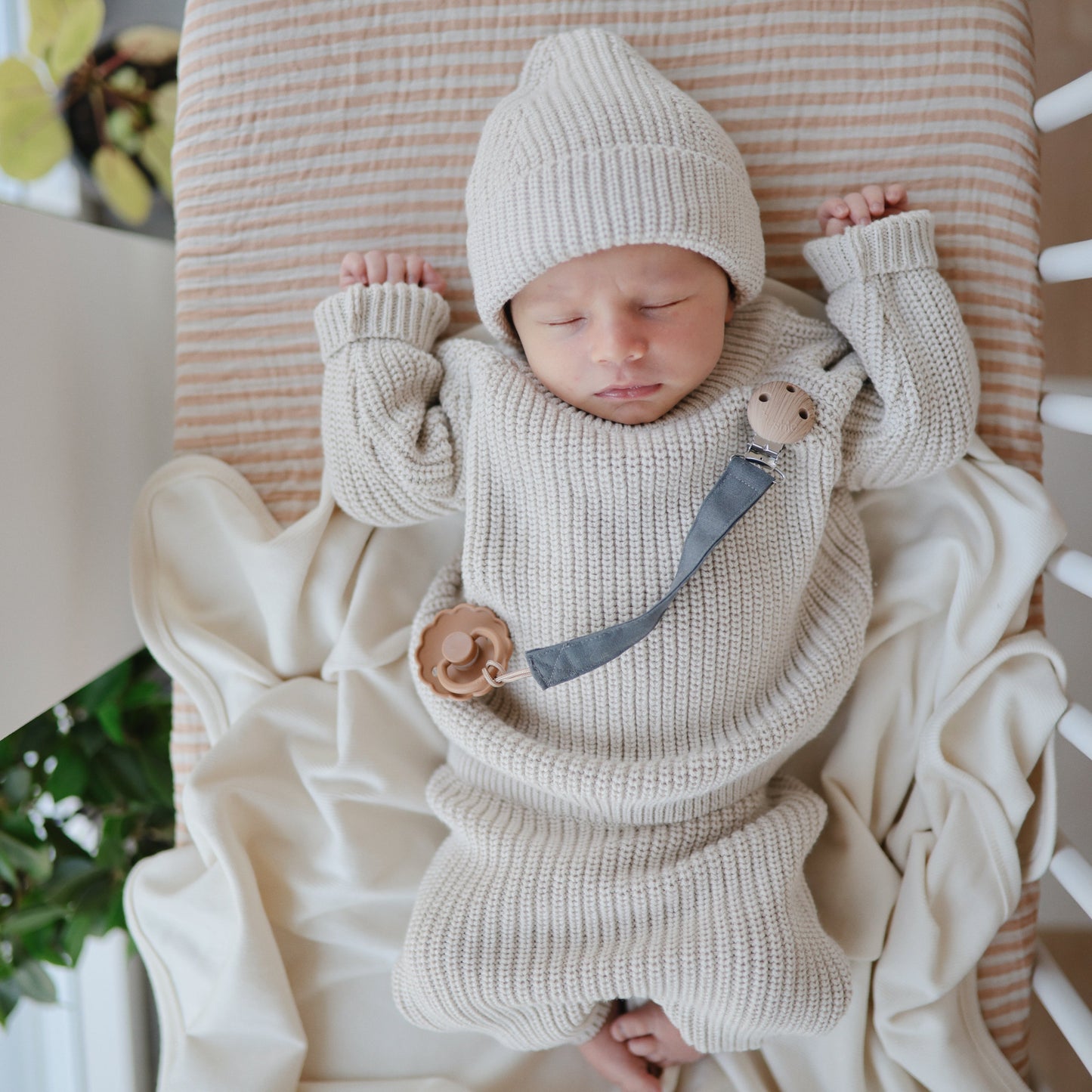 Mushie Linen Pacifier Clip 2-Pack – Water Resistant